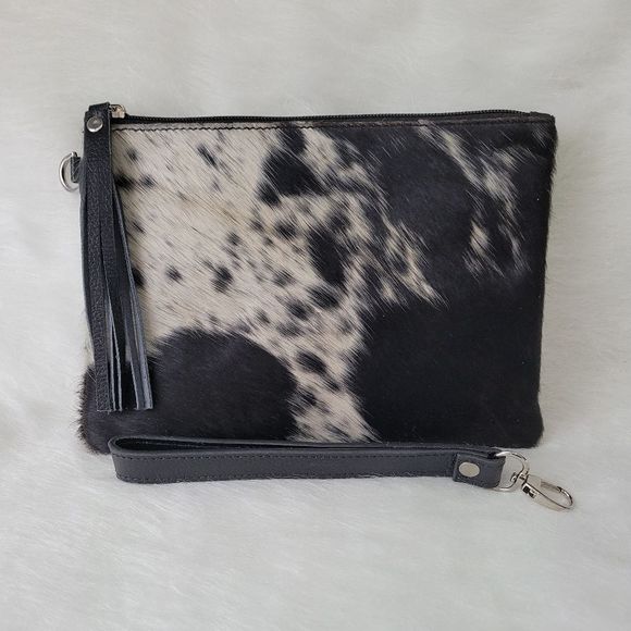 Handbags - NWOT Genuine leather and cow hide wristlet!